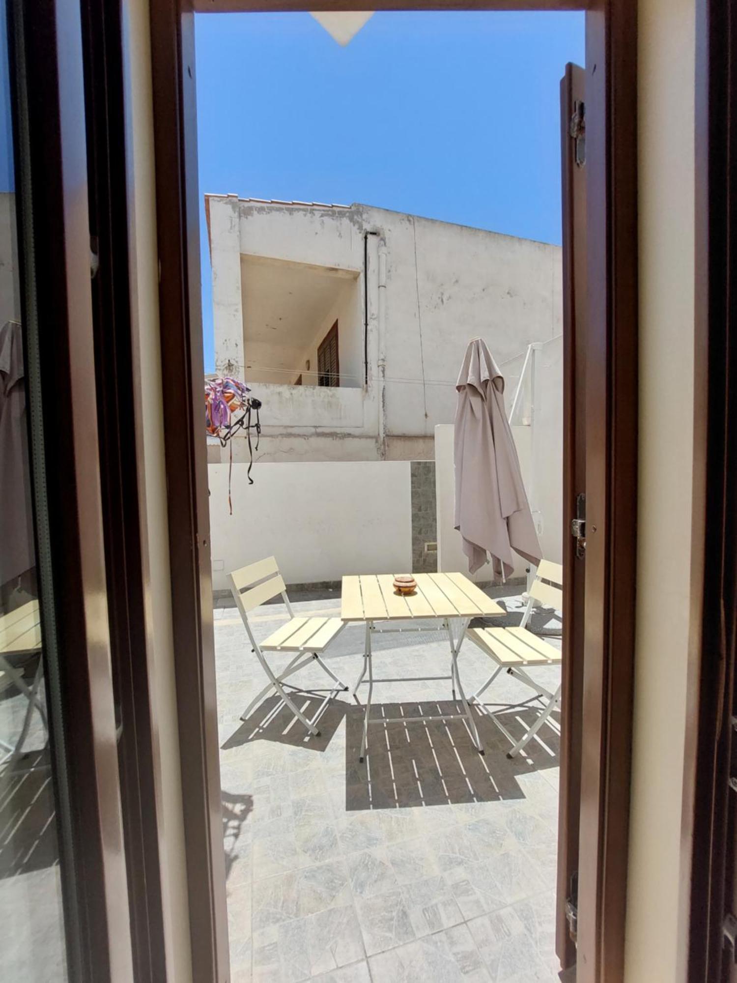 Hotel Il Faro Della Guitgia Tommasino Lampedusa Exterior foto